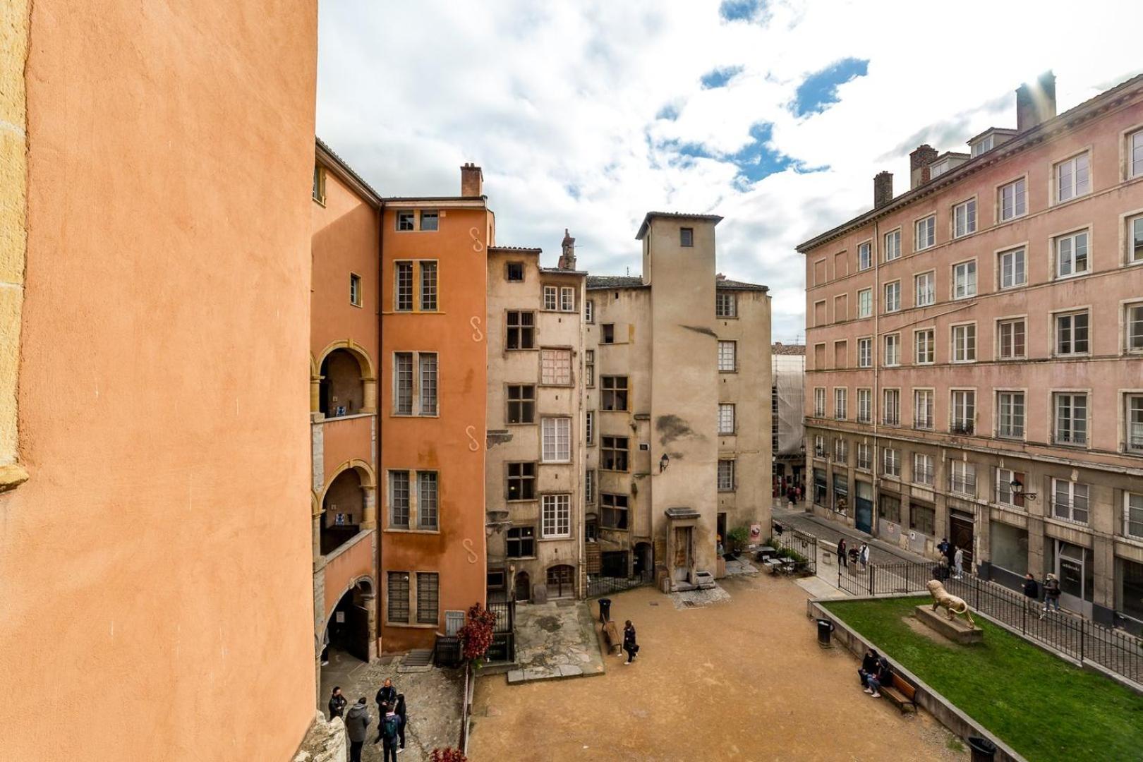 Апартаменты La Loge Des Avocats Du Vieux Lyon Ail Экстерьер фото